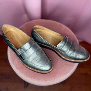 Naturalizer Silver Leather Platform Loafer Size 8W